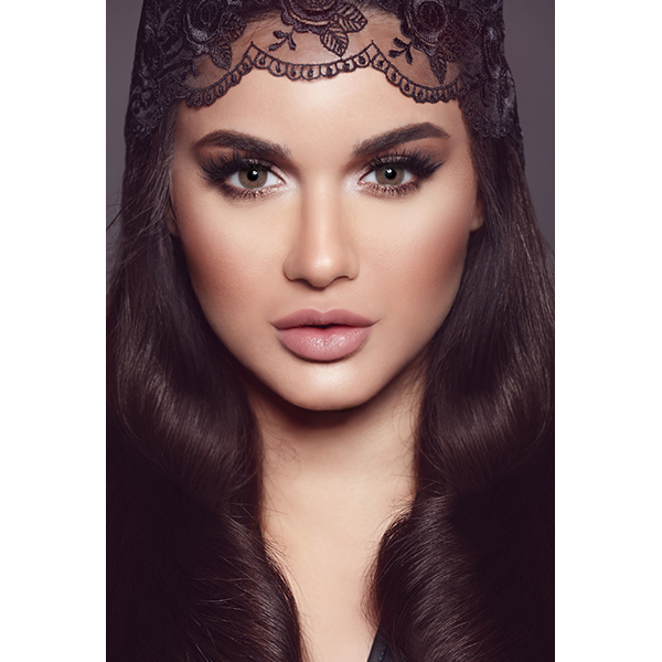 Truffle Contact Lenses