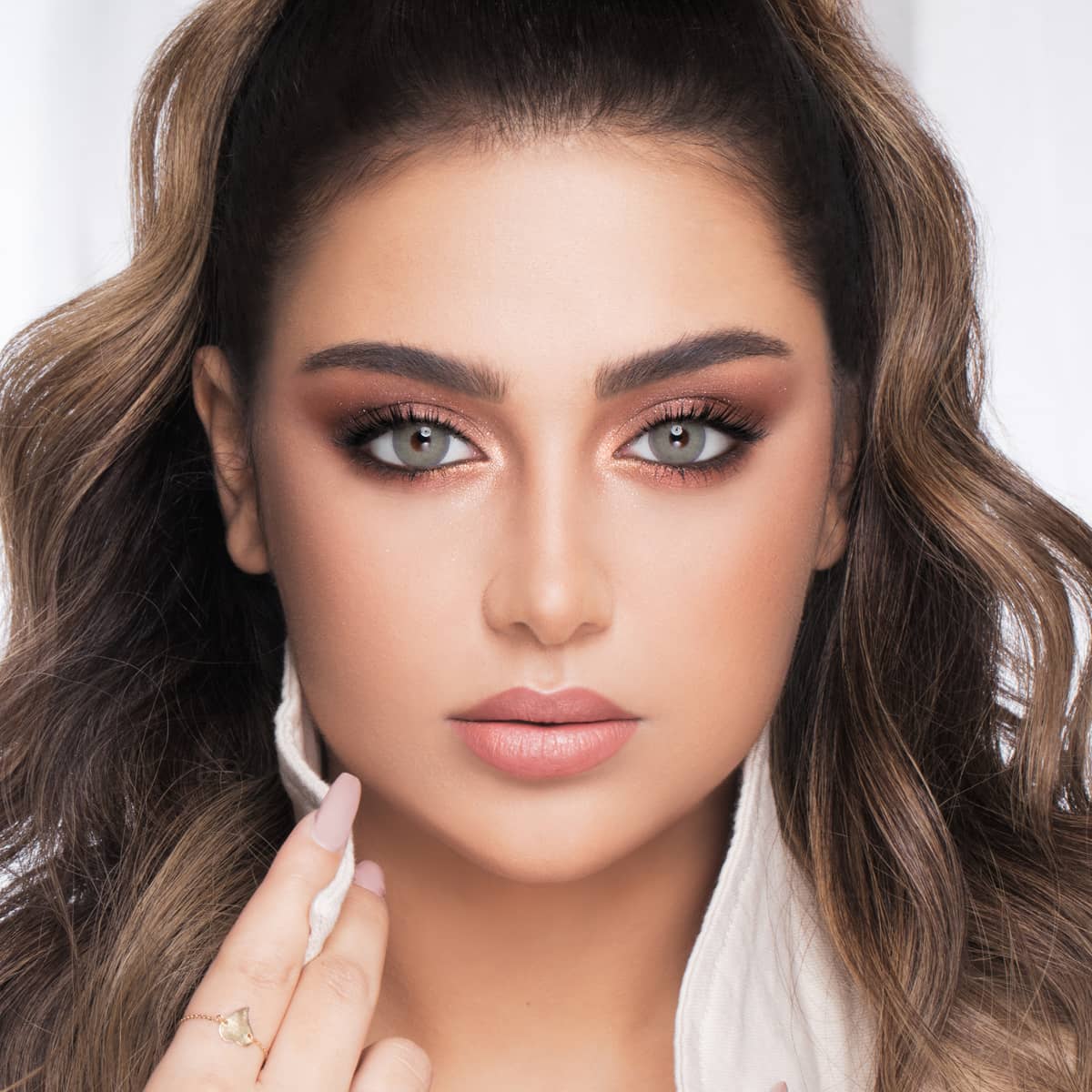 Luminous Dazzling Green - 2 Lenses