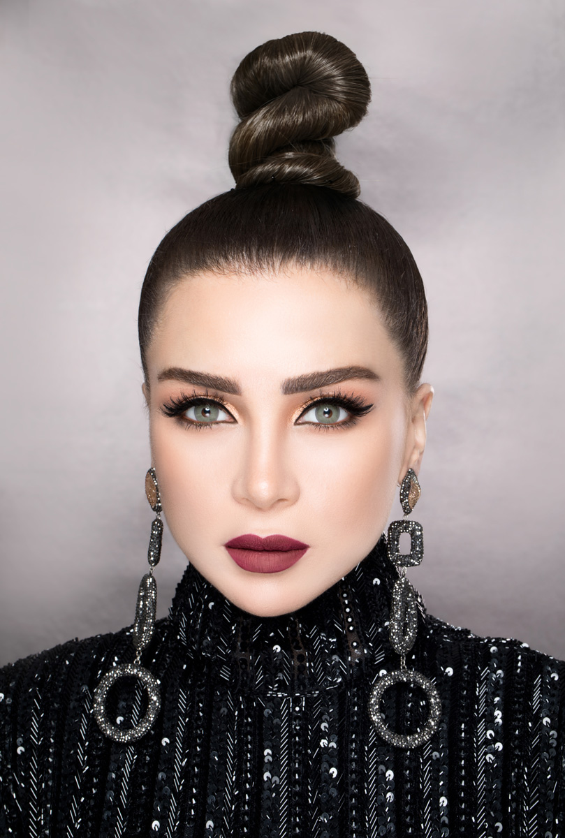 Luminous Dazzling Green - 2 Lenses